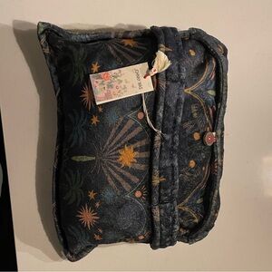 Johnny Was Celestial Sun & Moon Throw Blanket Blue NEW H17924-E